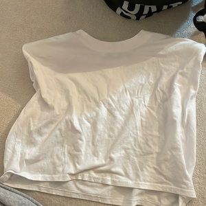 ARITZIA WHITE SHOULDER PADDED TOP